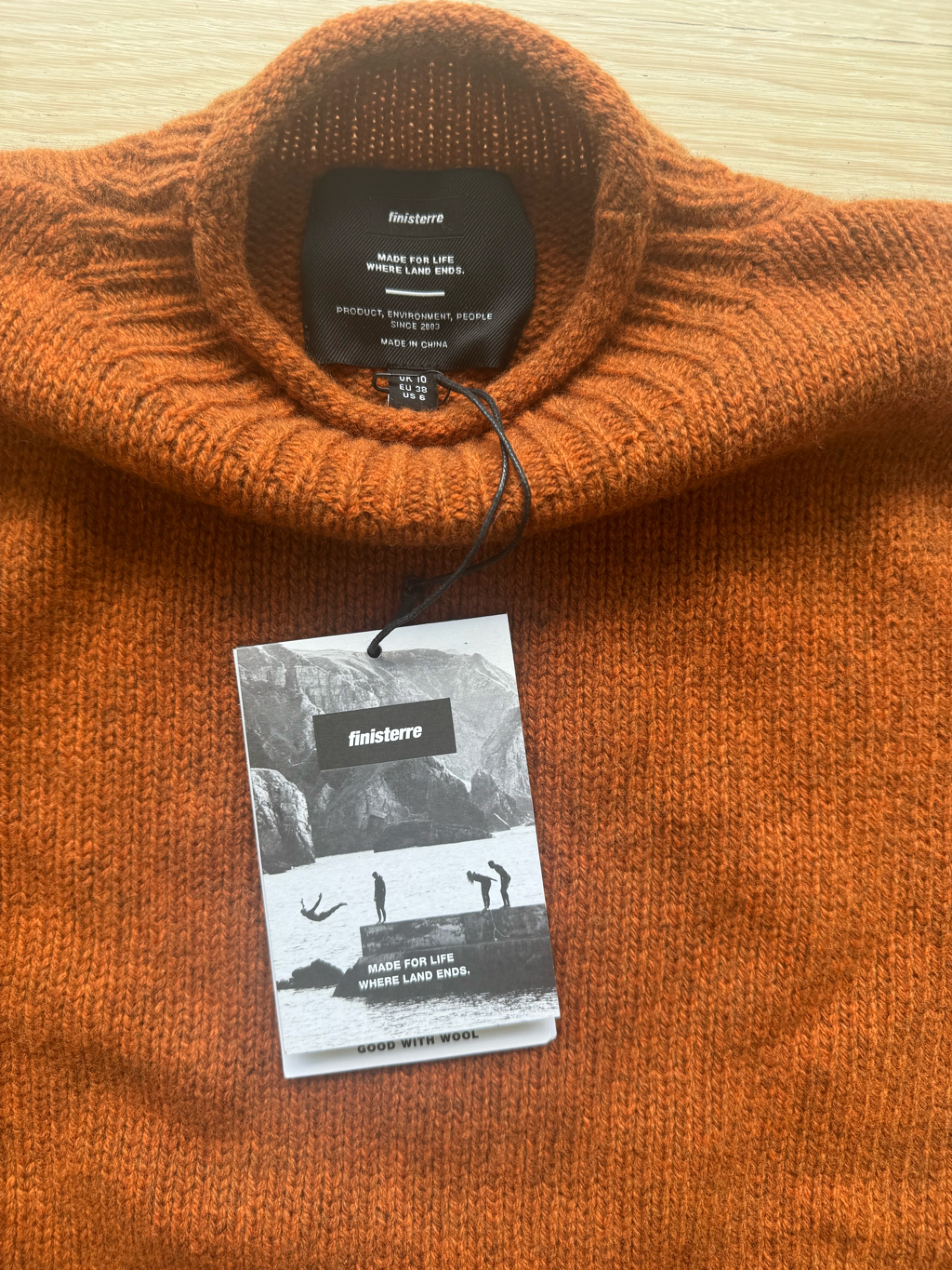 Finisterre Rust Orange Cozy Knit Taran Sweater Size 10 — image 3 of 4